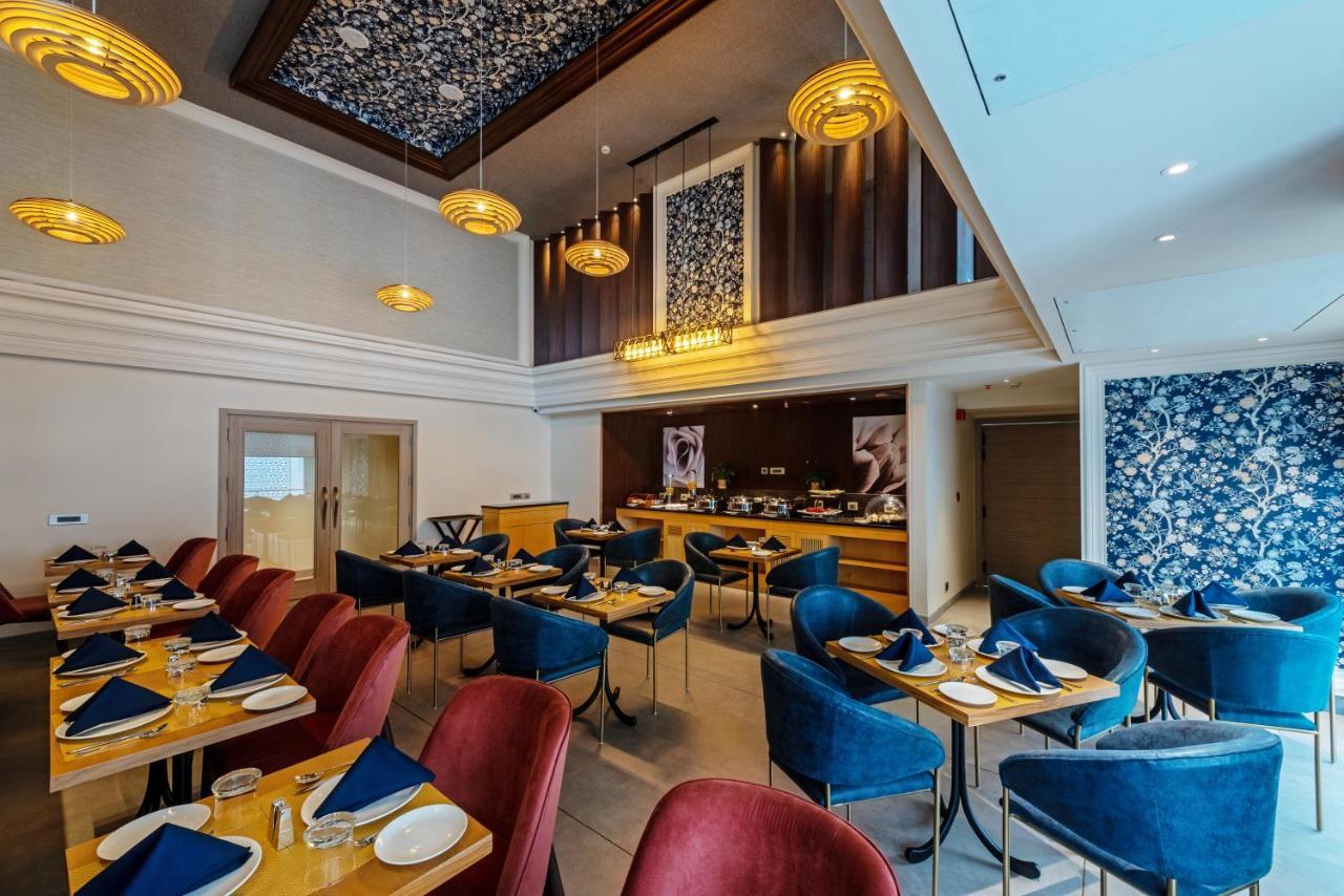 Hotel Saket 27 Nova Deli Exterior foto