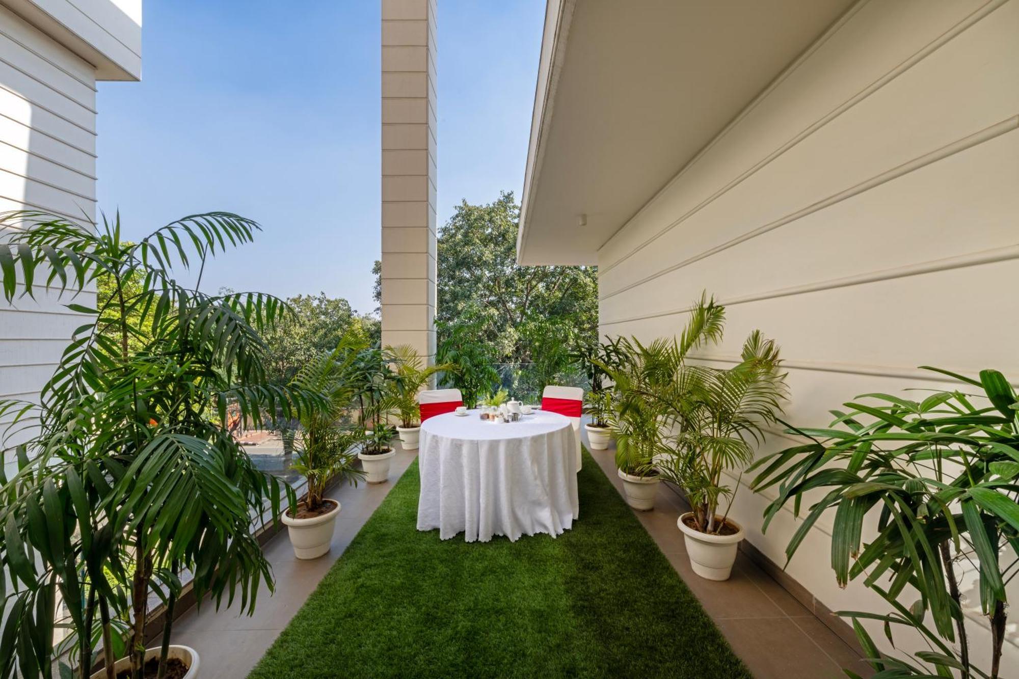 Hotel Saket 27 Nova Deli Exterior foto